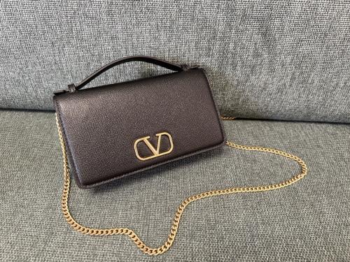 شنطة valentino ماستر 19 cm