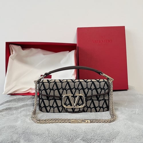 شنطة valentino ماستر 27 cm