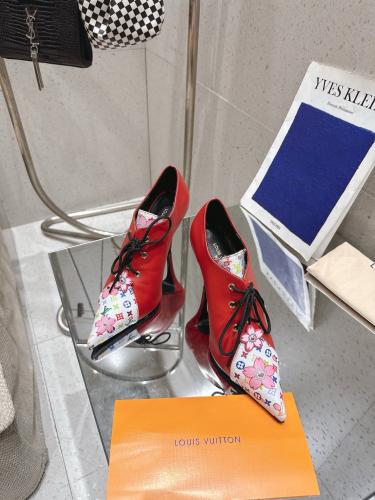 هيلز من لوي فيتون