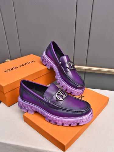 حذاء رجالي LV