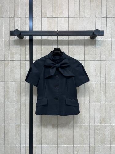 بلوزه انيق من ديور