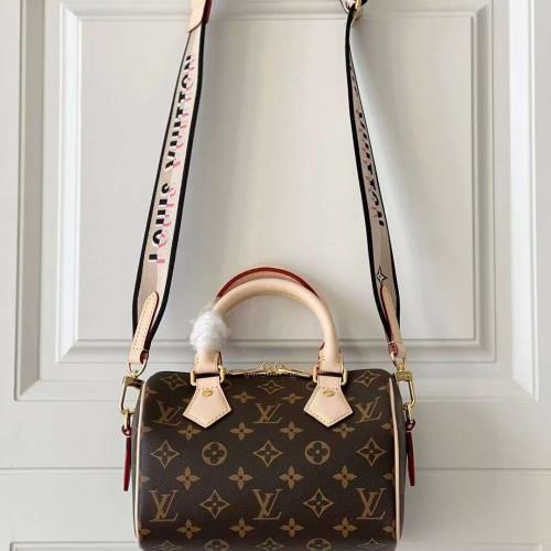 LV مقاس 20 سم