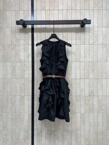 فستان انيق من لوي فيتون