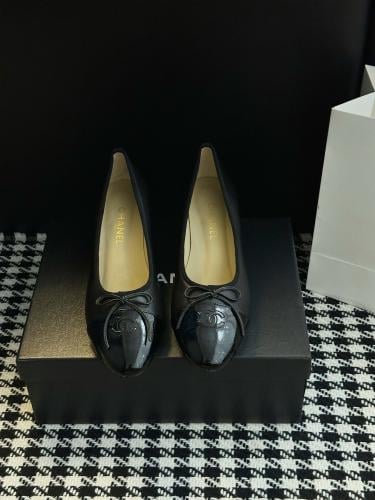 هيلز شانيل انيق جدا