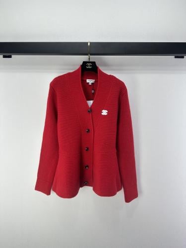 كارديغان انيق من شانيل