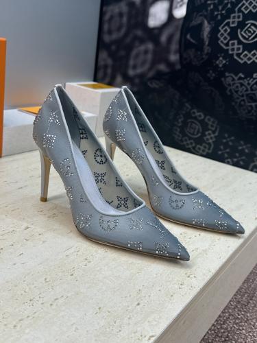 هيلز لوي فيتون انيق جدا