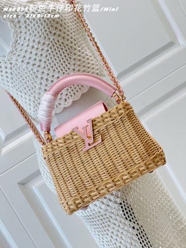 LV Capucines مقاس 21 سم