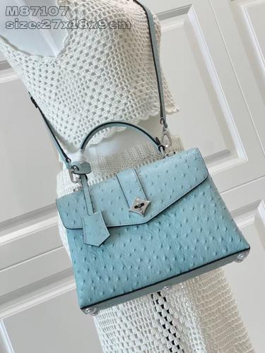 Lv Rose des Vents مقاس 27 سم