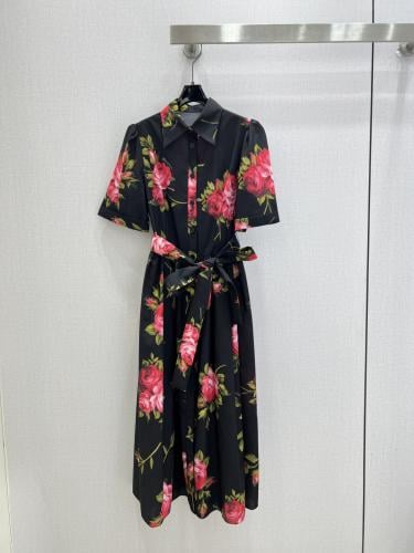 فستان انيق من دولتشي اند قبانا