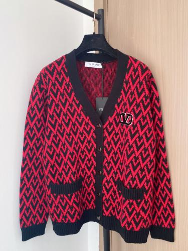 كارديغان من ڤالنتينو