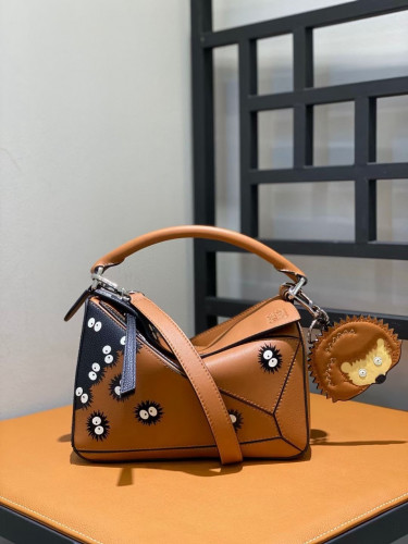 شنطه لويڤي ماستر مقاسين