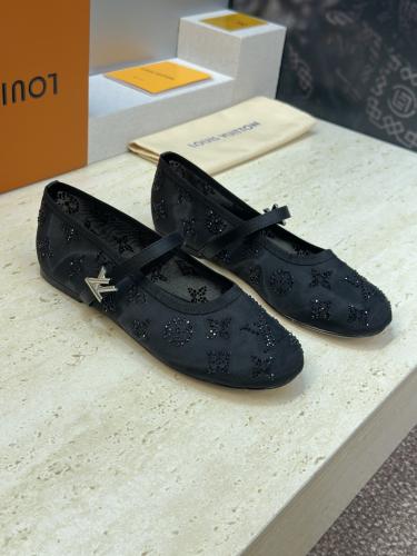 فلات لوي فيتون انيق جدا