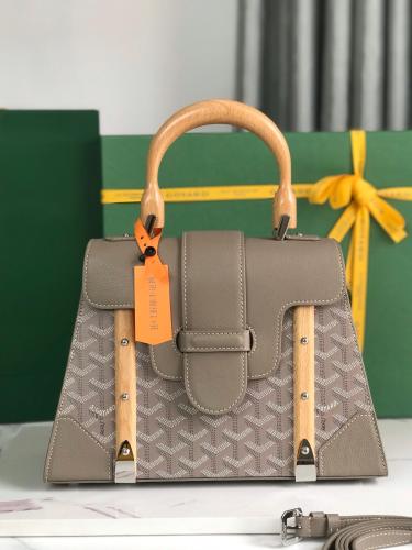 شنطة goyard ماستر 28 سم