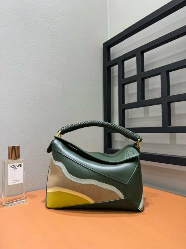 Puzzle edge Loewe ماستر 24 cm