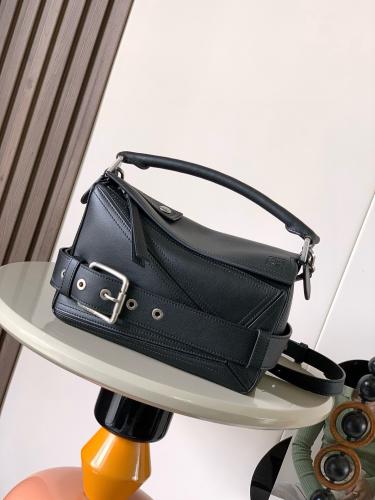 Puzzle Biker Loewe ماستر 24 cm