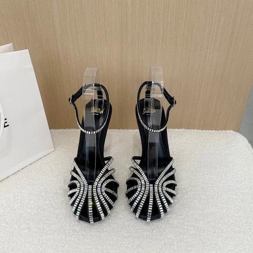 هيلز Alevi Milano