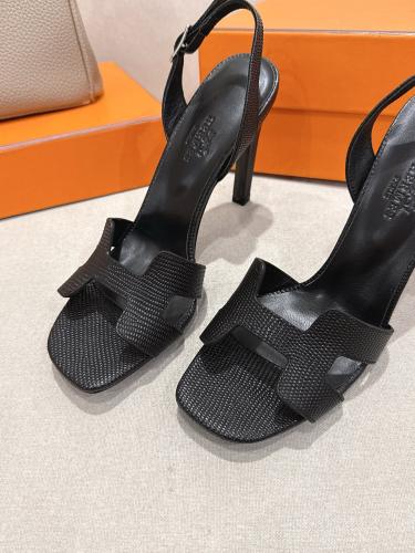 هيلز انيق من Hermes