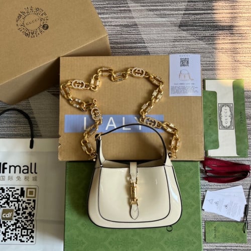 شنطه قوتشي ماستر 19 سم