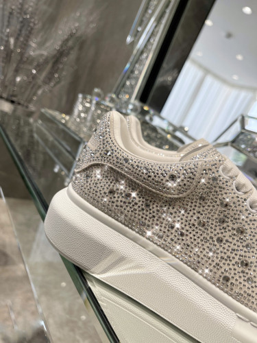 شوز AMانيق جدا