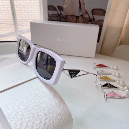 نظاره بعدة الوان