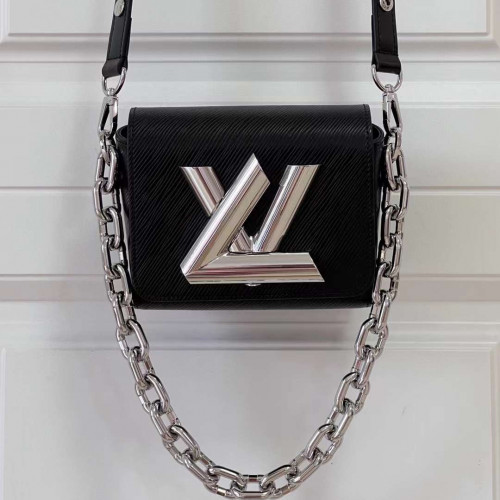 شنطه ماستر 19cm LV