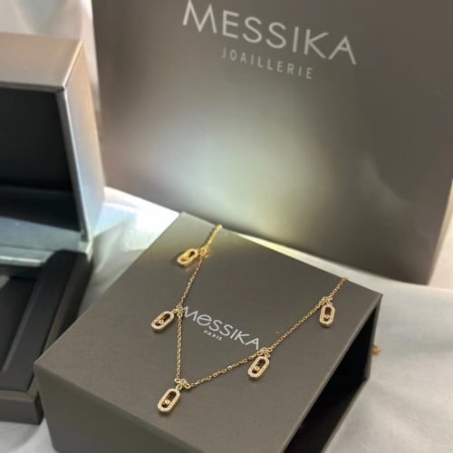 تشوكر ميسيكا لونين مع الملحقات