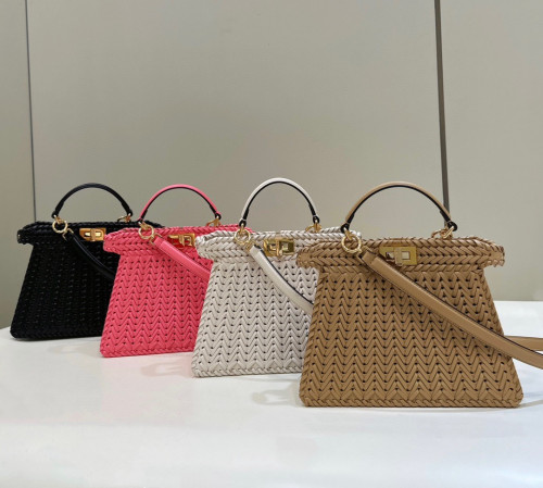 شنطه FEND ماستر 27 سم