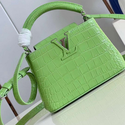 LV ثلاث مقاسات