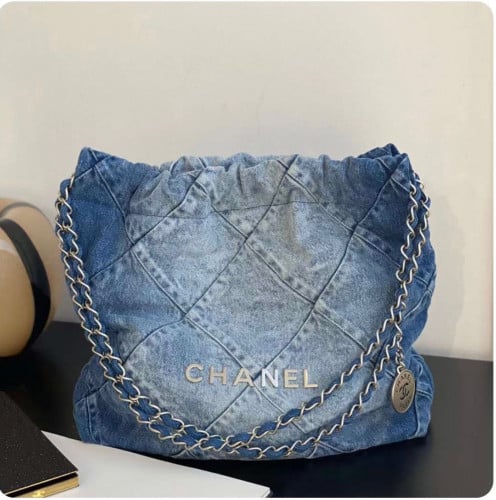 شنطة chane مقاس37 سم