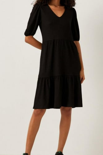 فستان نسائي أسود قصير - بارز الملمس - ماركة ماكس