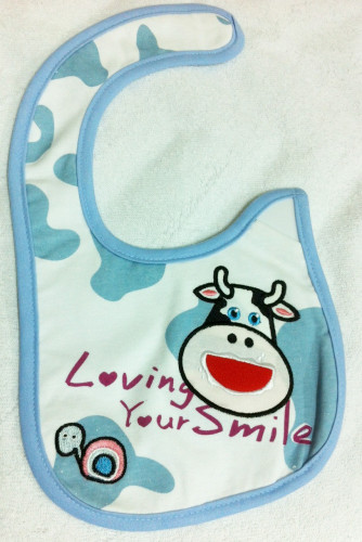 مريلة أطفال زرقاء  - بقرة