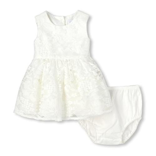 فستان دانتيل أبيض ماركة the children's place