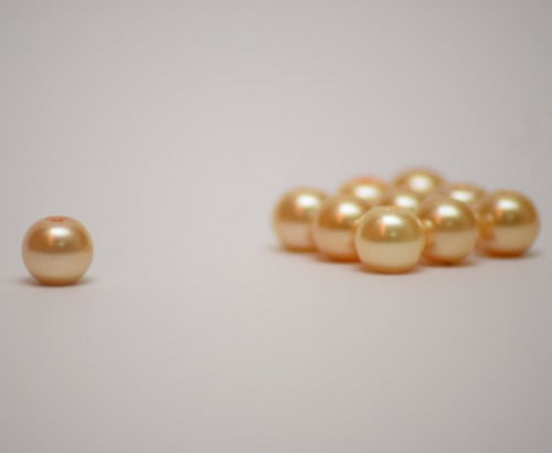 خرز لولو عالي الجودة - 100 حبة - 8 ملم - ذهبي