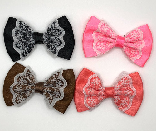 زوج من حبتين فيونكة ساتان مع دانتيل