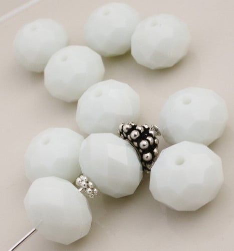 خرز أبيض- 50 حبة