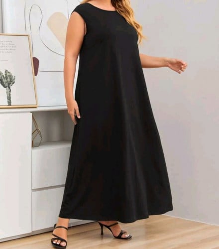 فستان نسائي أسود بدون أكمام - مقاسات كبيرة - EMERY ROSE