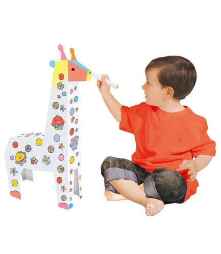 اصنعها بنفسك. مجسم زرافة من الورق المقوى مع ألوان