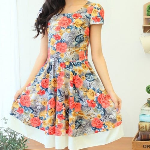 فستان نسائي  قصير مزهر