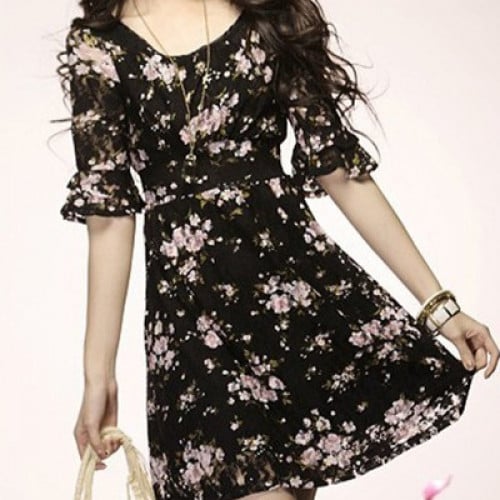 فستان نسائي قصير دانتيل مزهر أسود