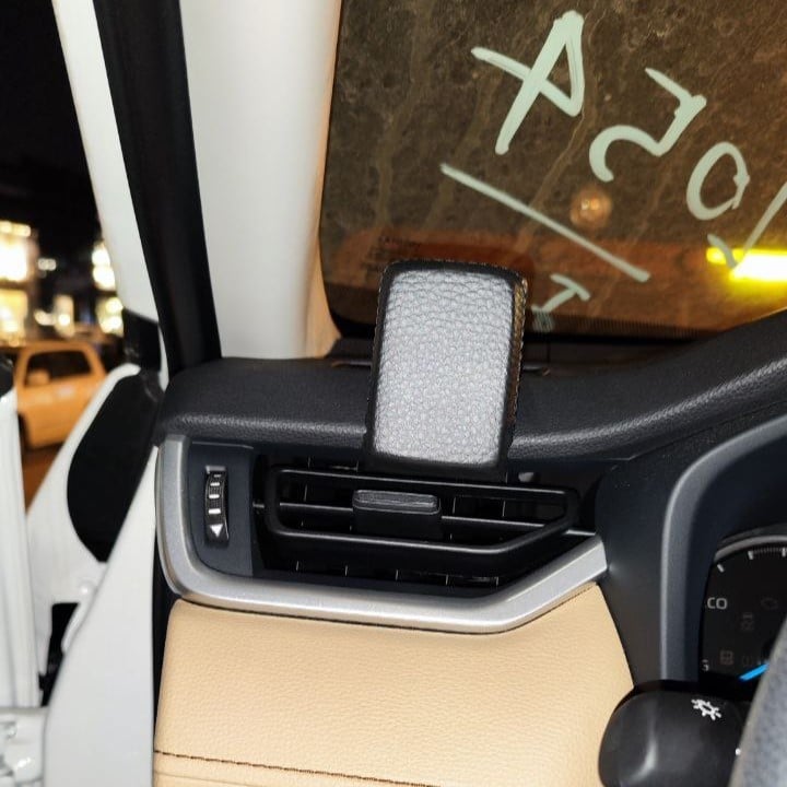 Kuda 2024 dash mount