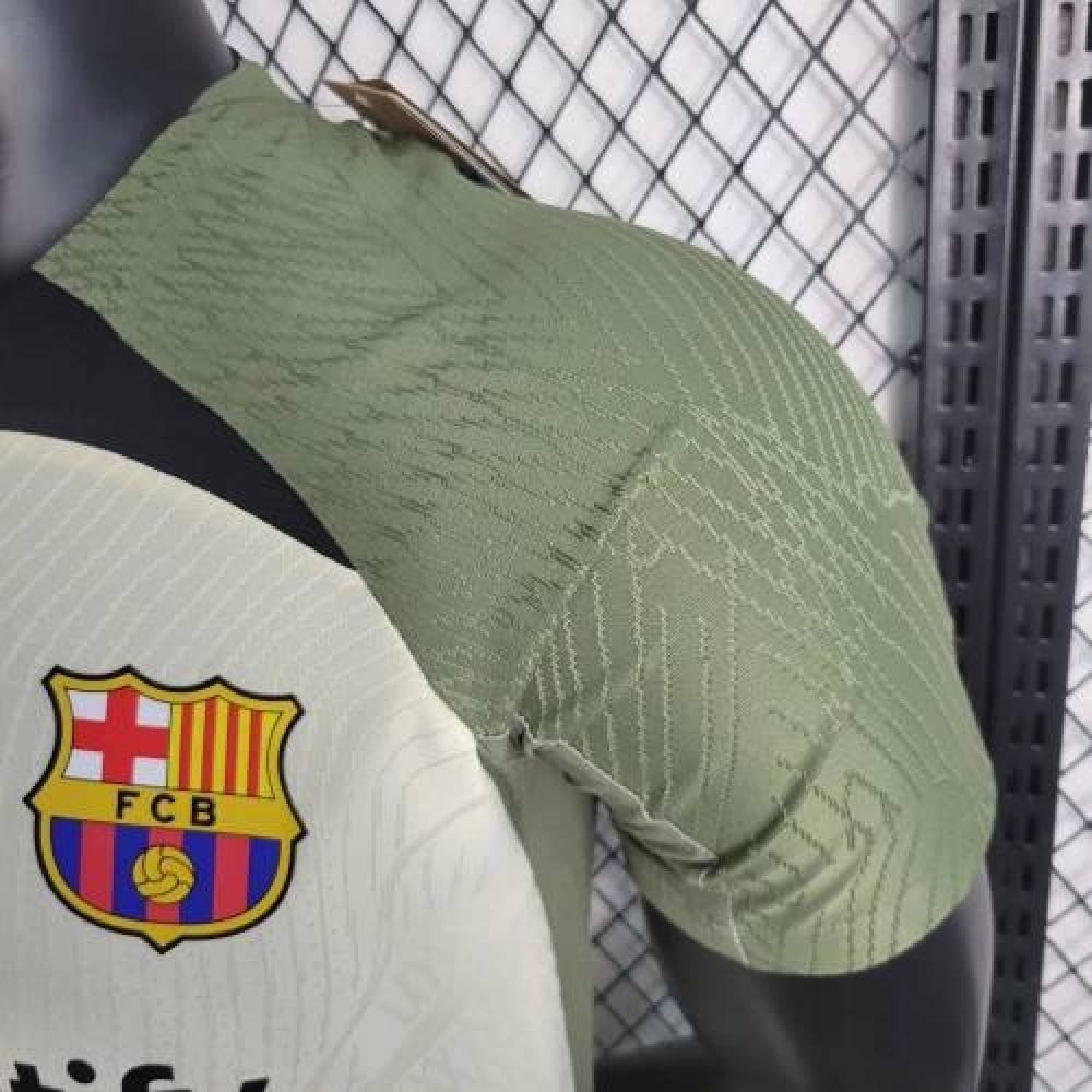 تيشيرت احماء برشلونه 2023/24 نسخة اللاعبين