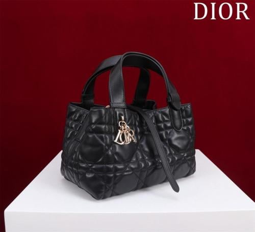 DIOR- MASTER QUALITY