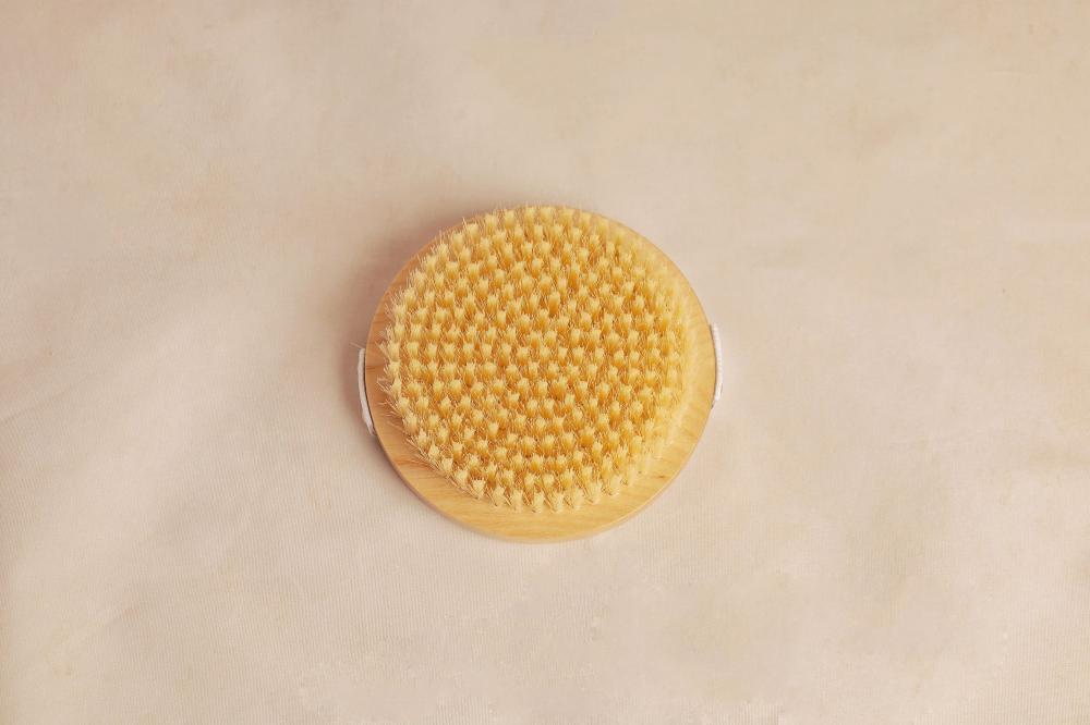 الفرشاة الجافة