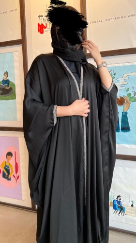 عباية بشت حرير مع شريط شك