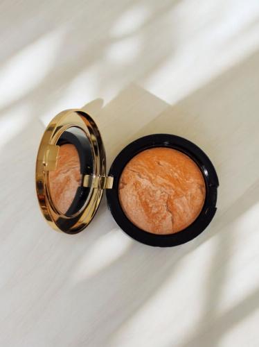 بودرة احمر خدود