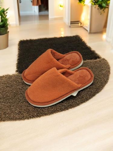 حذاء قطني منزلي للنساء مقاس 40-41