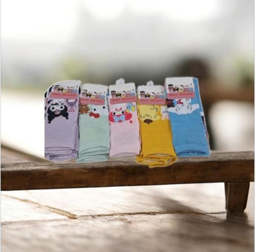 جوارب بشخصيات هيلوكيتي قطعة واحدة