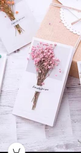 كرت هدية مع وردة مجففة