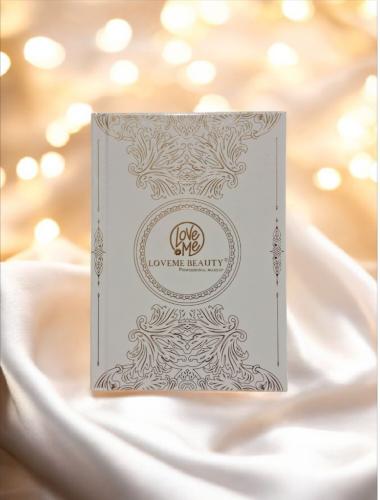 دفتر مكياج  باليت يتضمن 5لوحات من لافمي بيوتي