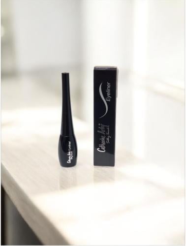 ايلاينر أسود